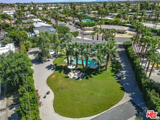 165 S Avenida Elenora, Palm Springs, California 92262