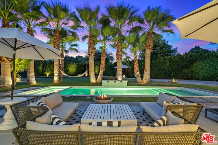 165 S Avenida Elenora, Palm Springs, California 92262