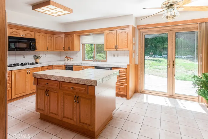 6439 Antigua Place, West Hills, California 91307