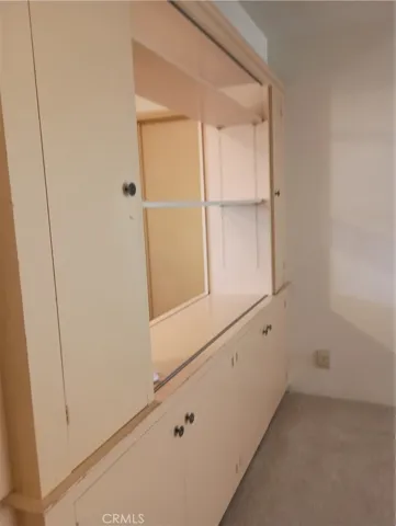 Built-ins in the dining area