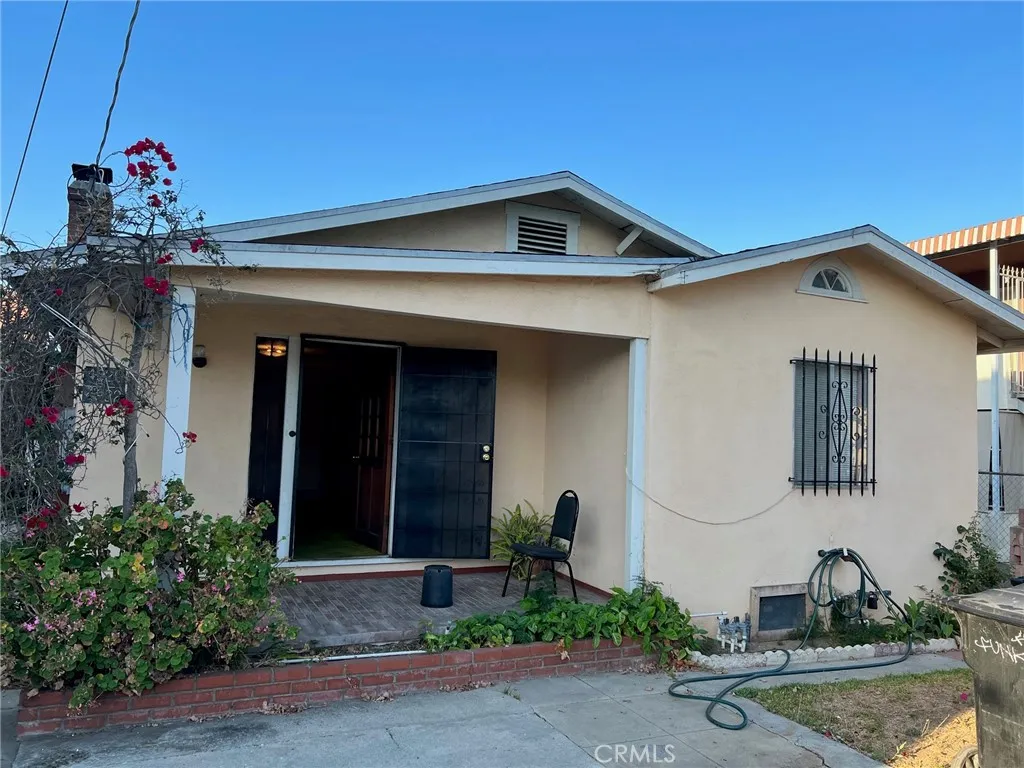 4920 4922 W Fountain Avenue, Los Angeles, California 90029 home-pic-0