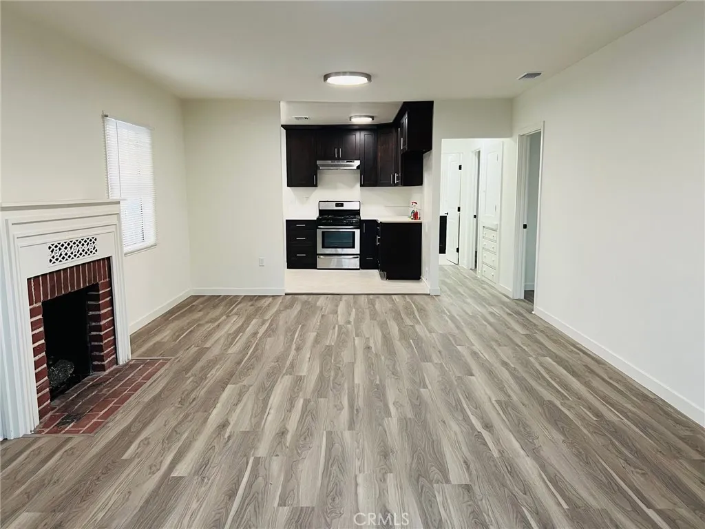4920 4922 W Fountain Avenue, Los Angeles, California 90029 home-pic-7