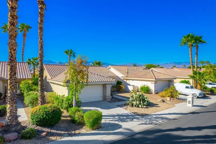 1-web-or-mls-SB_Waterford_0924_001
