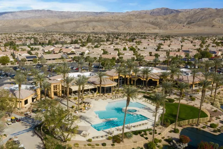 41-web-or-mls-Sun City (7)