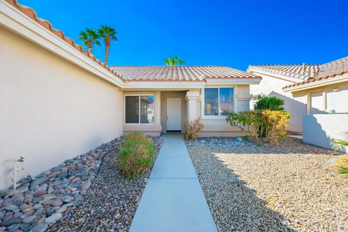 9-web-or-mls-SB_Waterford_0924_009
