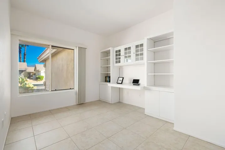 35-web-or-mls-SB_Waterford_0924_035
