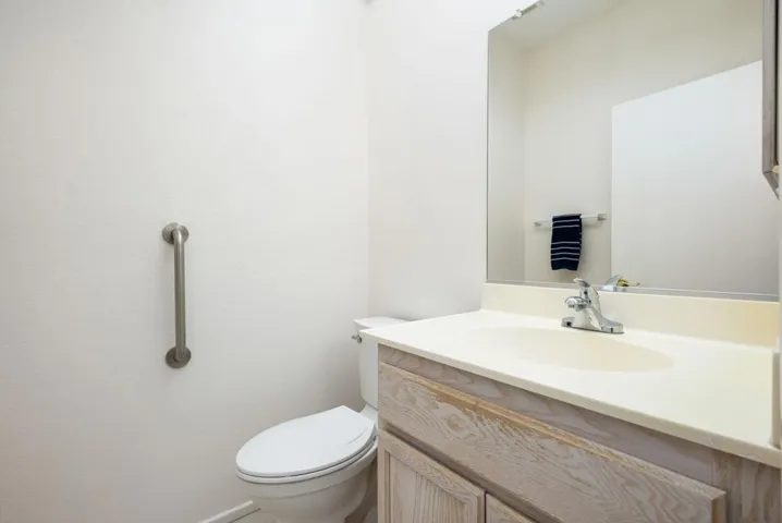 34-web-or-mls-SB_Waterford_0924_034