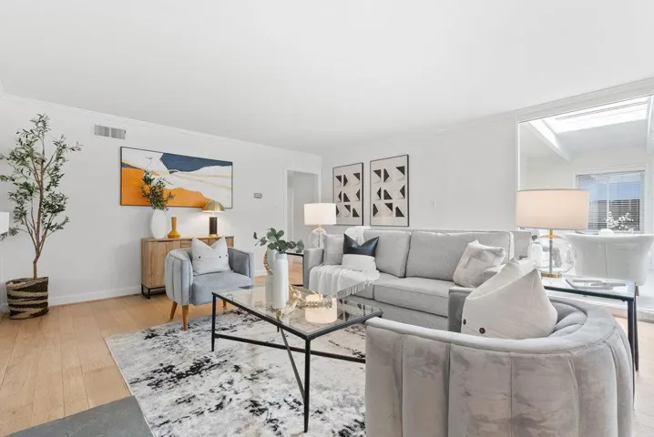 1825 Chestnut Street, San Carlos, California 94070