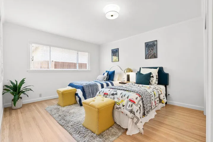 1825 Chestnut Street, San Carlos, California 94070