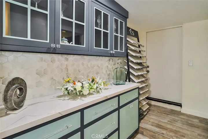 11644 Ventura Boulevard, Studio City, California 91604