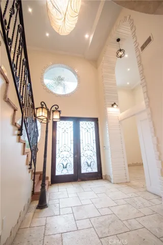 3229 Hillock Drive, Los Angeles, California 90068