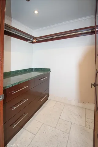 3229 Hillock Drive, Los Angeles, California 90068