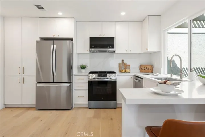 1635 Carmel Circle W, Upland, California 91784