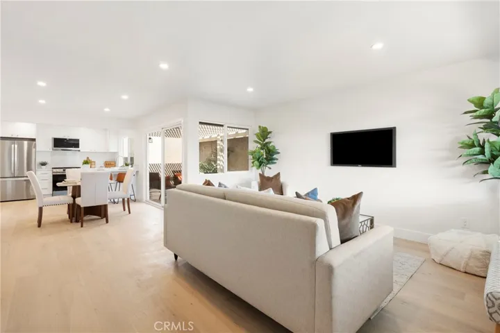 1635 Carmel Circle W, Upland, California 91784