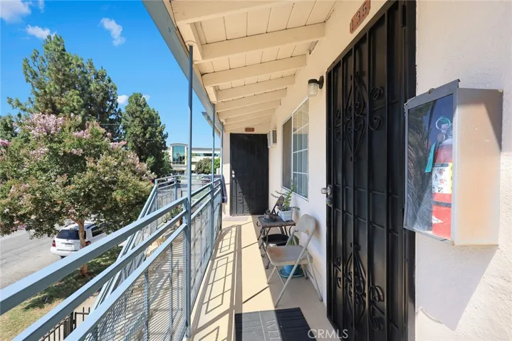 131 N Vecino Drive, Covina, California 91723