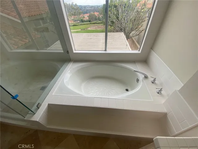 30382 Anamonte, Laguna Niguel, California 92677