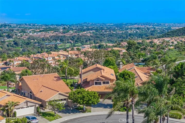 30382 Anamonte, Laguna Niguel, California 92677
