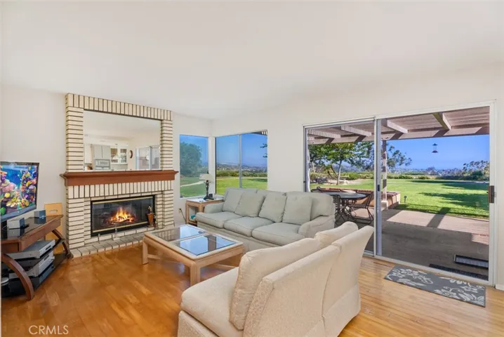 30382 Anamonte, Laguna Niguel, California 92677