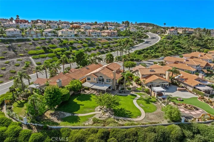 30382 Anamonte, Laguna Niguel, California 92677