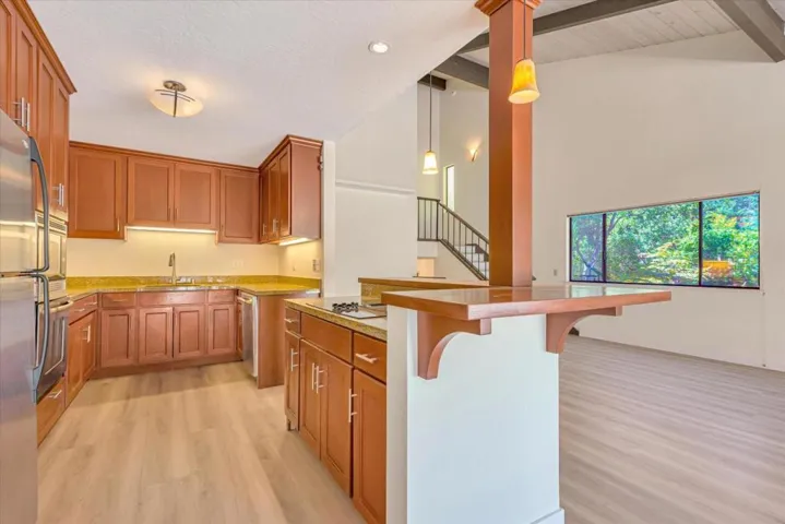 140 Sand Hill Circle, Menlo Park, California 94025