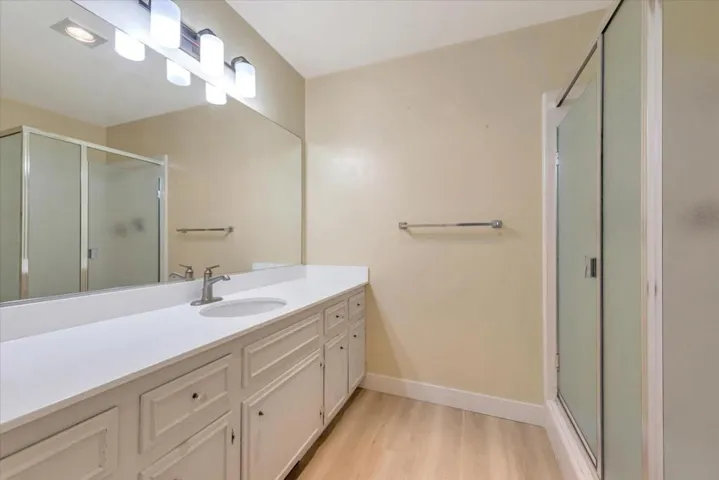 140 Sand Hill Circle, Menlo Park, California 94025
