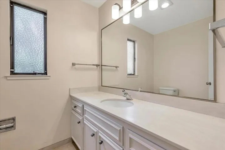140 Sand Hill Circle, Menlo Park, California 94025