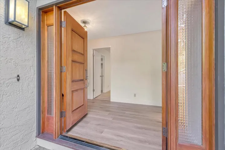 140 Sand Hill Circle, Menlo Park, California 94025