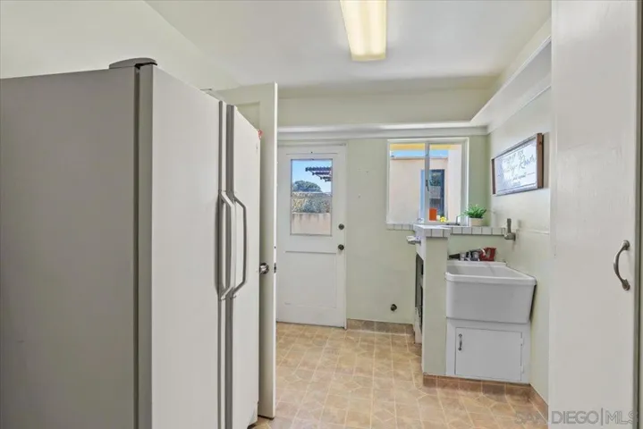 827 Rosecrans St., San Diego, California 92106