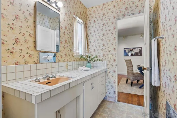 827 Rosecrans St., San Diego, California 92106