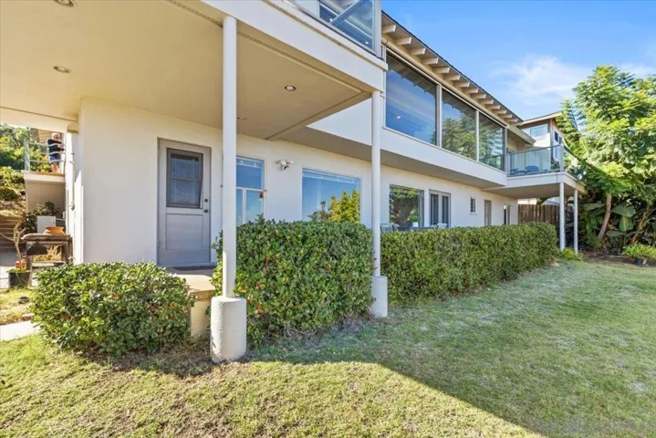 827 Rosecrans St., San Diego, California 92106