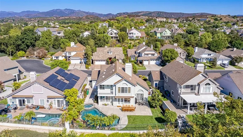 9 Lexington Way, Coto De Caza, California 92679
