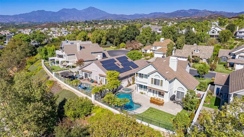 9 Lexington Way, Coto De Caza, California 92679