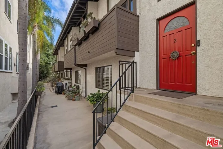 1742 Stoner Avenue 2, Los Angeles, California 90025