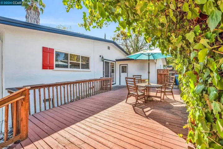 114 Montanya Ct, Walnut Creek, California 94597