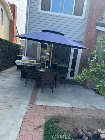 Entrance To back yard from family room