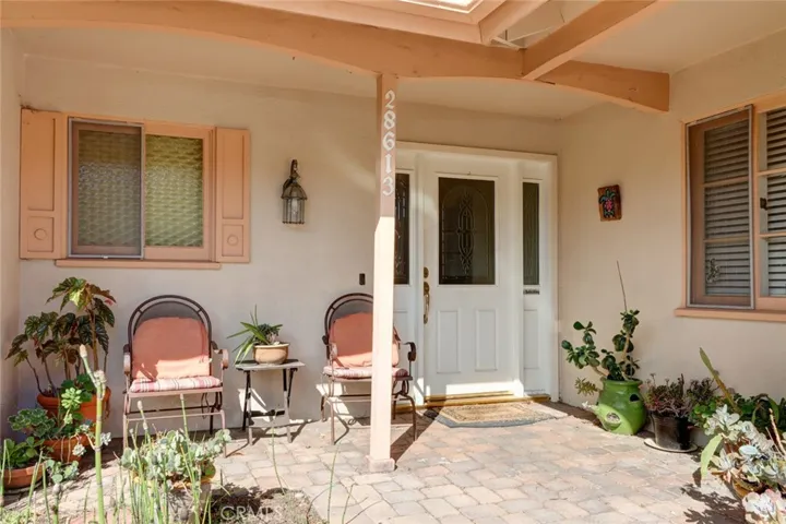 28613 Lomo Drive, Rancho Palos Verdes, California 90275