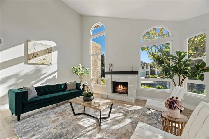 2087 Cushman Court, Simi Valley, California 93063