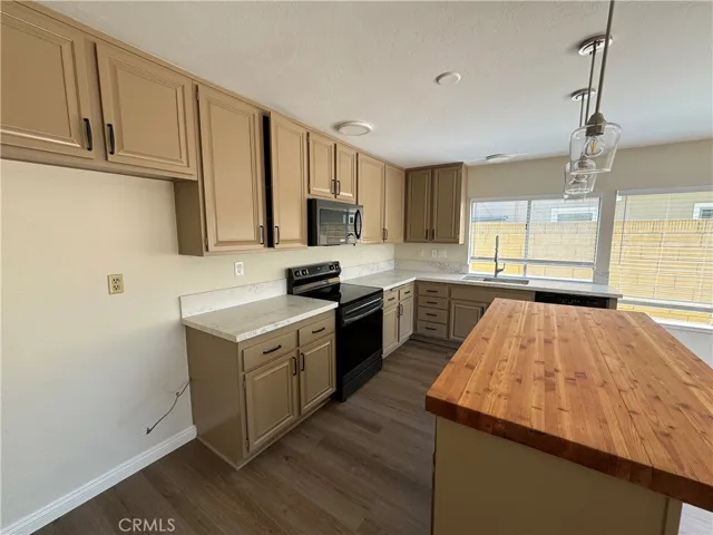 Kitchen with new countertops