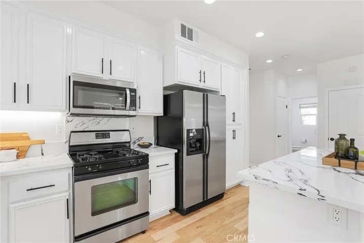 3601 W Chapman Lane, Inglewood, California 90305
