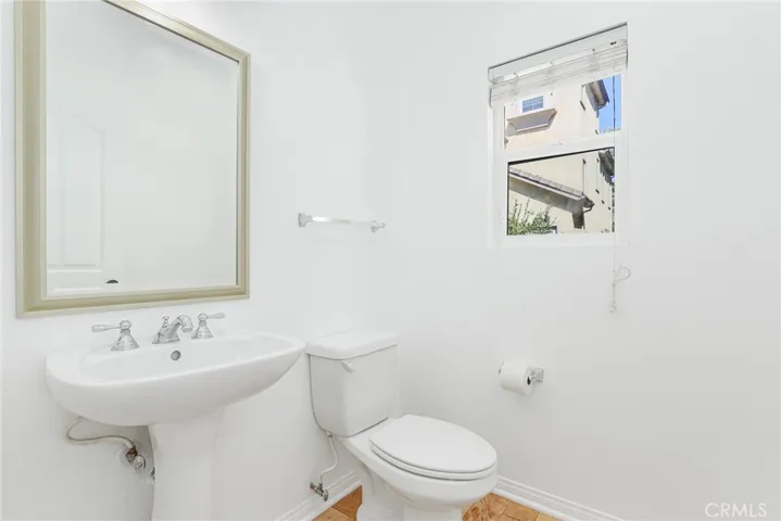 3601 W Chapman Lane, Inglewood, California 90305