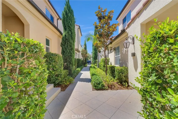 108 Barrington, Irvine, California 92618