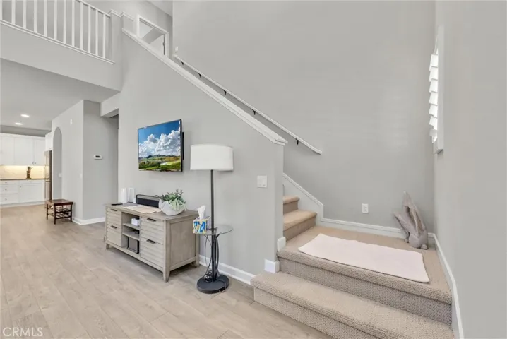 108 Barrington, Irvine, California 92618