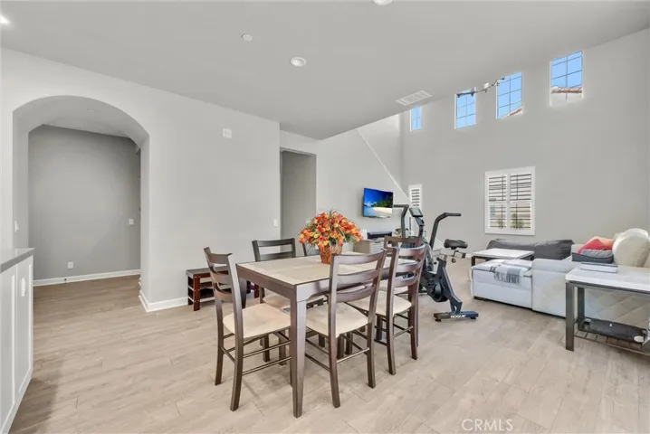 108 Barrington, Irvine, California 92618