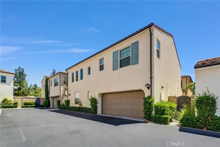 108 Barrington, Irvine, California 92618