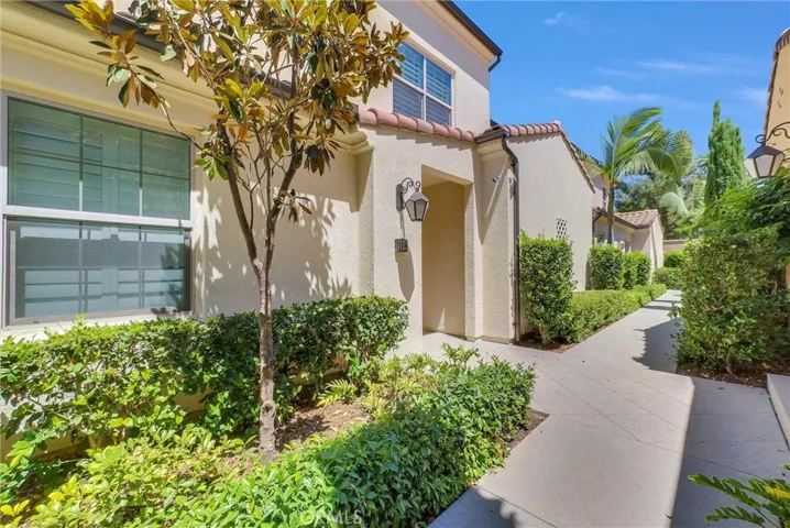 108 Barrington, Irvine, California 92618