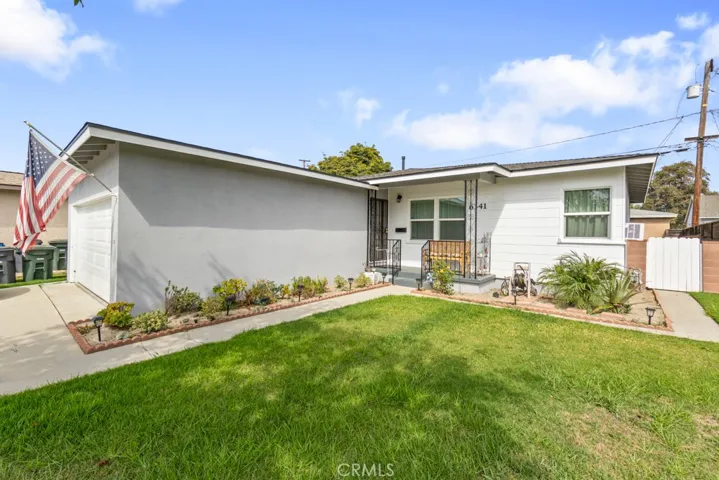 6341 Charlwood Street, Lakewood, California 90713