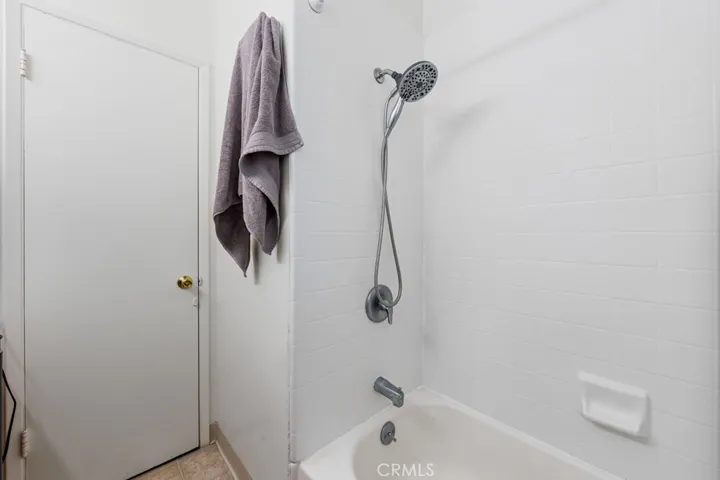 6341 Charlwood Street, Lakewood, California 90713