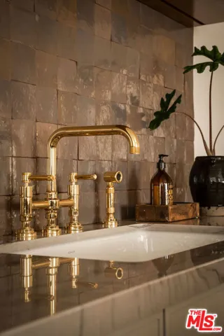 2656 Locksley Place, Los Angeles, California 90039