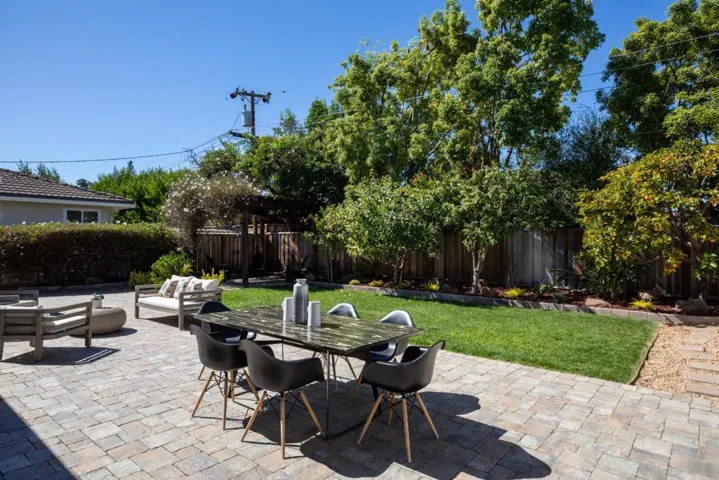 1922 Adams Court, Mountain View, California 94040