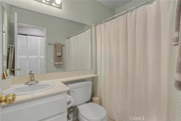 18736 Vista Del Canon B, Newhall, California 91321